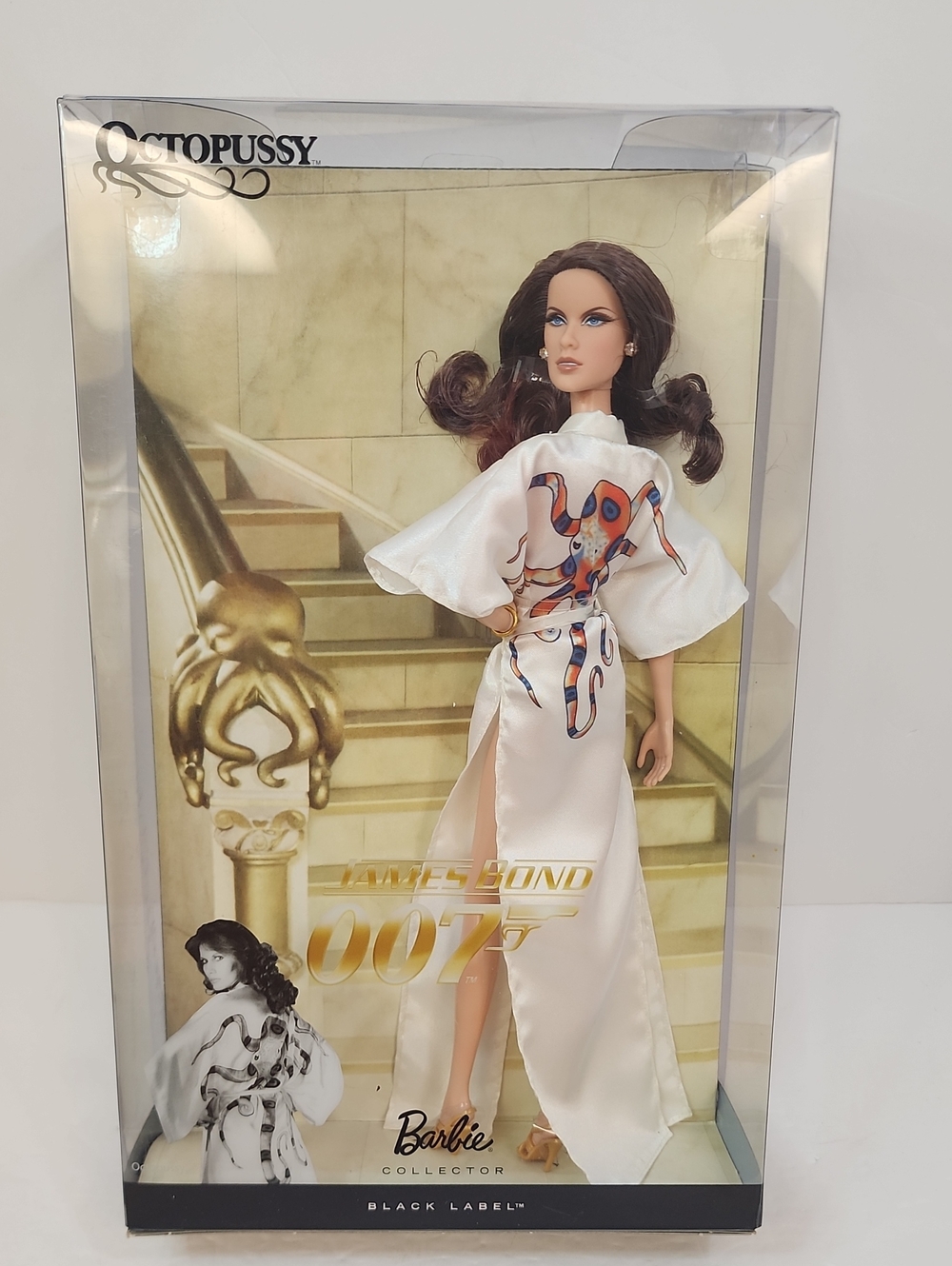 Barbie As Octopussy James Bond 007 Black Label Doll Mattel 2010 NRFB